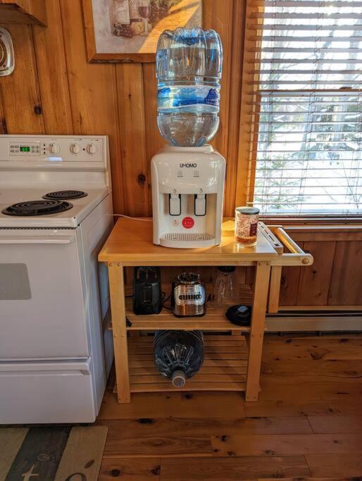 Quiet And Comfy 3Bed/2Bath - Chalet With Hot Tub. Cedar Екстериор снимка
