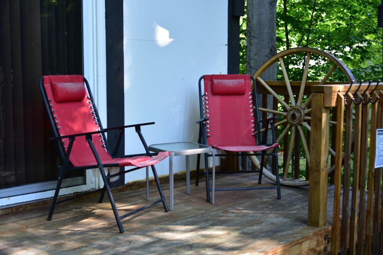 Quiet And Comfy 3Bed/2Bath - Chalet With Hot Tub. Cedar Екстериор снимка